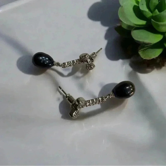 🆕Blue Freshwater Pearls Bow Earrings - Picture 4 of 13